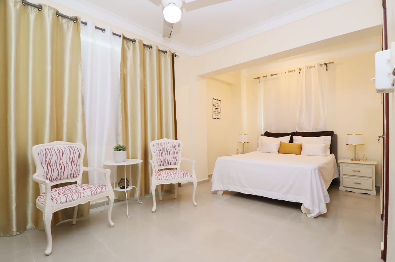 Cómodo amplio y elegante apartamento  Ensanche Ozama   Foto 7292230-9.jpg