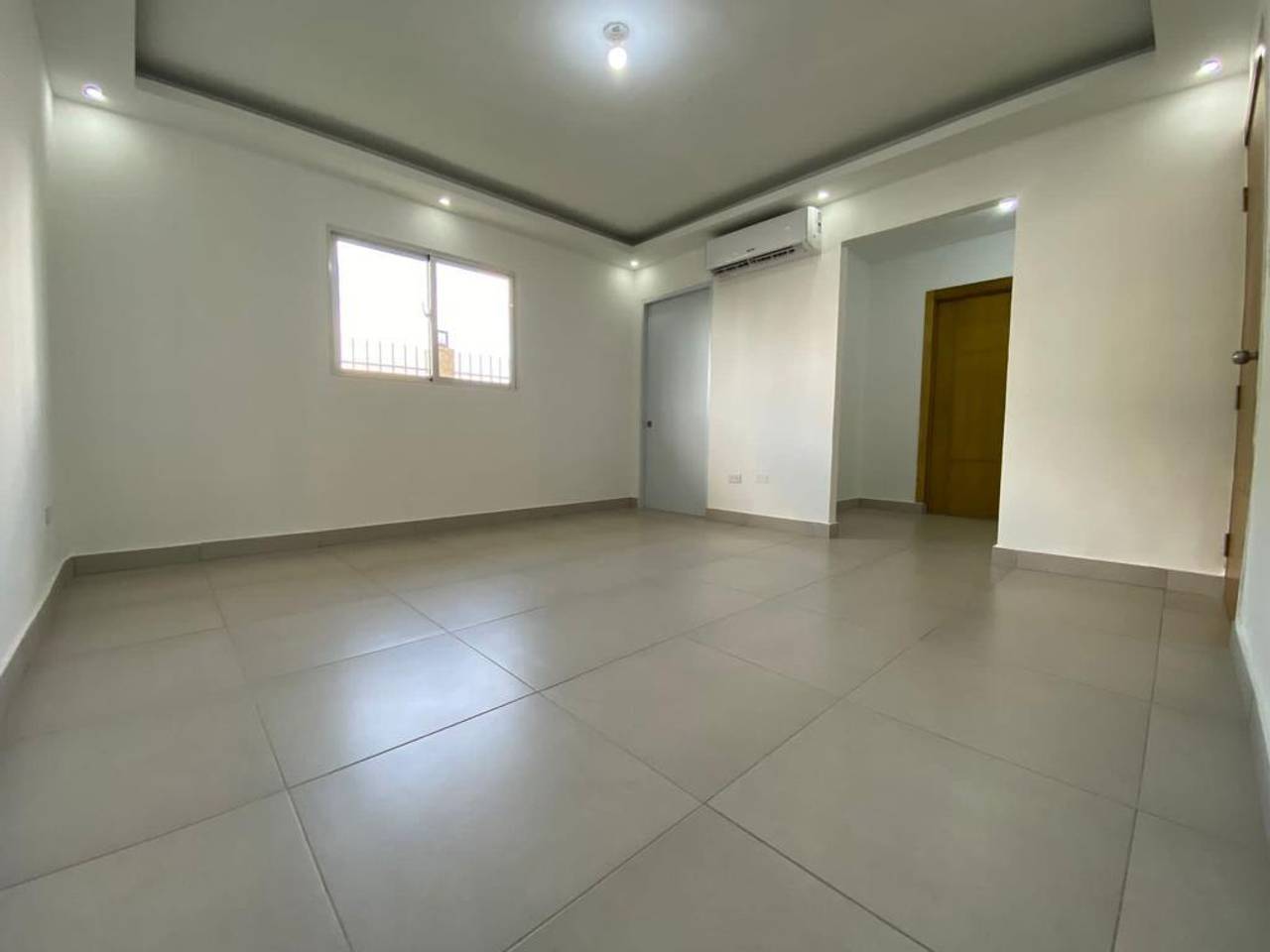 Apartamentos de 100 m con terraza o patio privado No dejes pasar esta  Foto 7292348-10.jpg