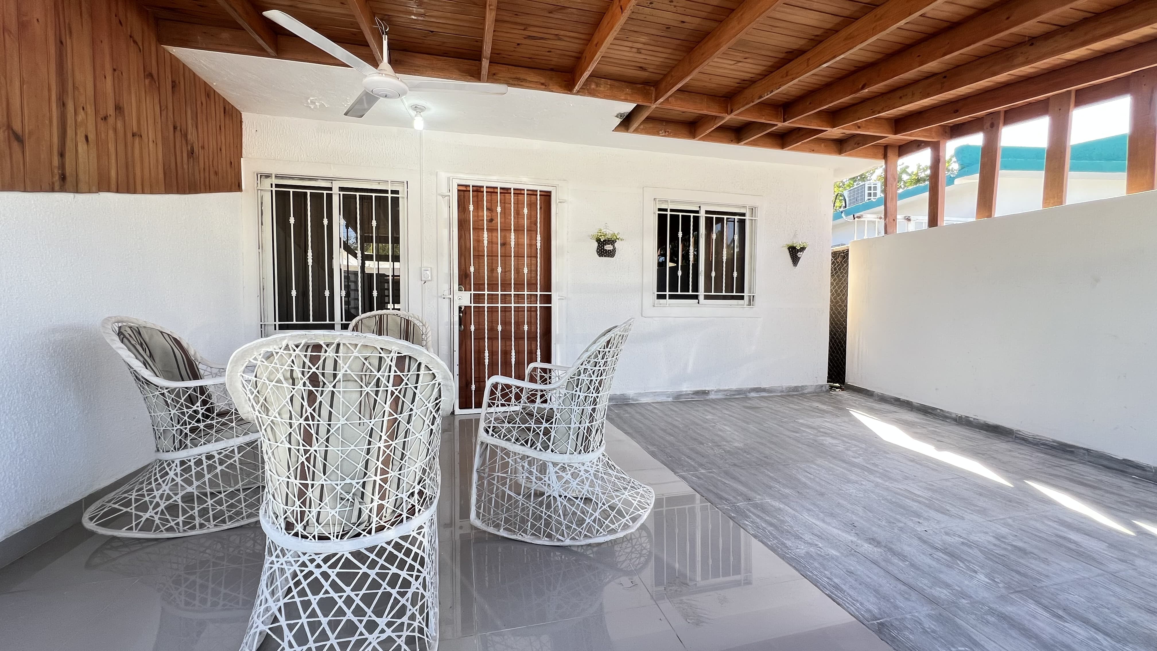 Villa de Oportunidad en Punta Cana – Full Amueblada con Piscina Privad Foto 7292427-12.jpg