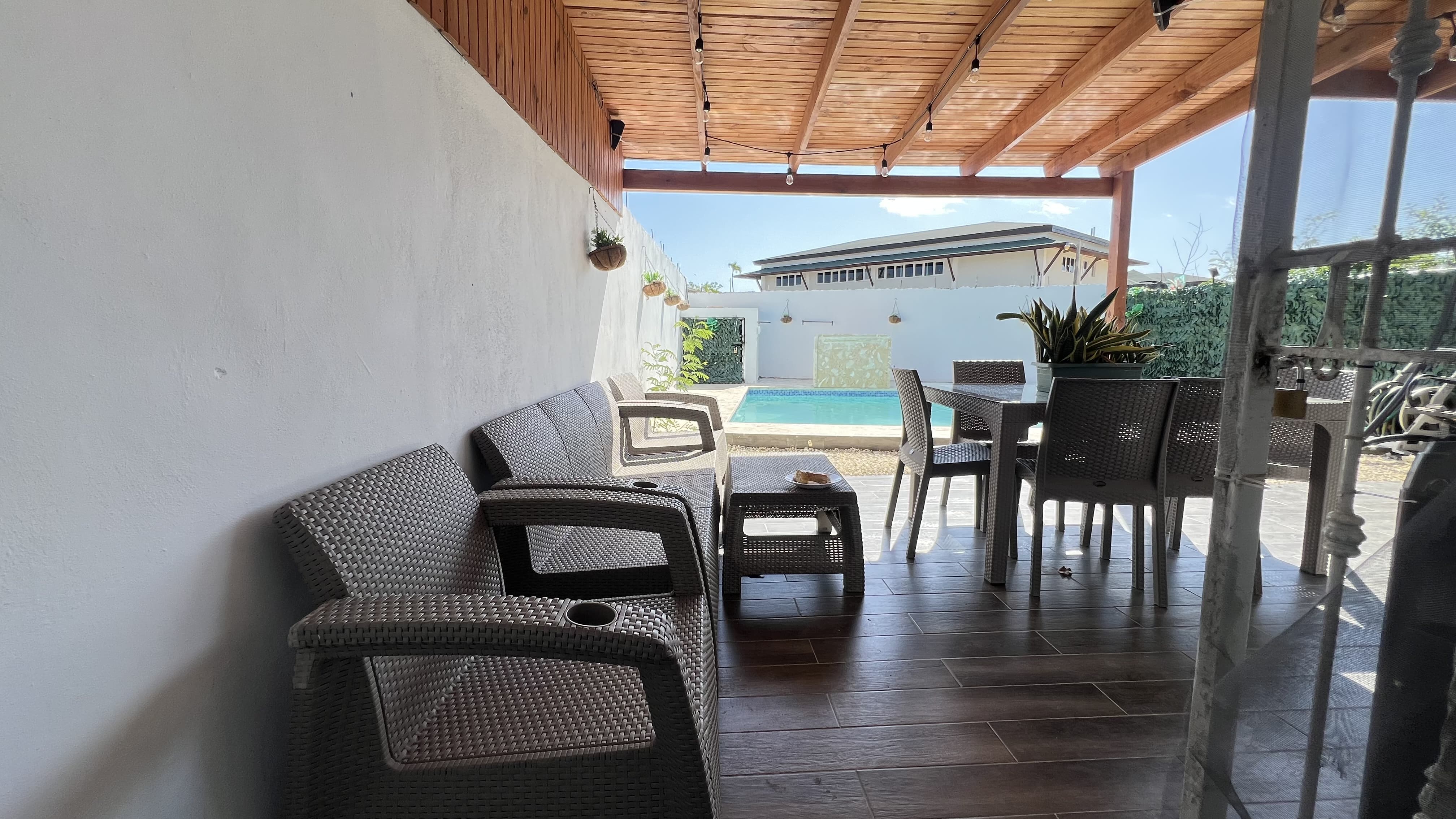 ???? Villa de Oportunidad en Punta Cana – Full Amueblada con Piscina P Foto 7292446-8.jpg