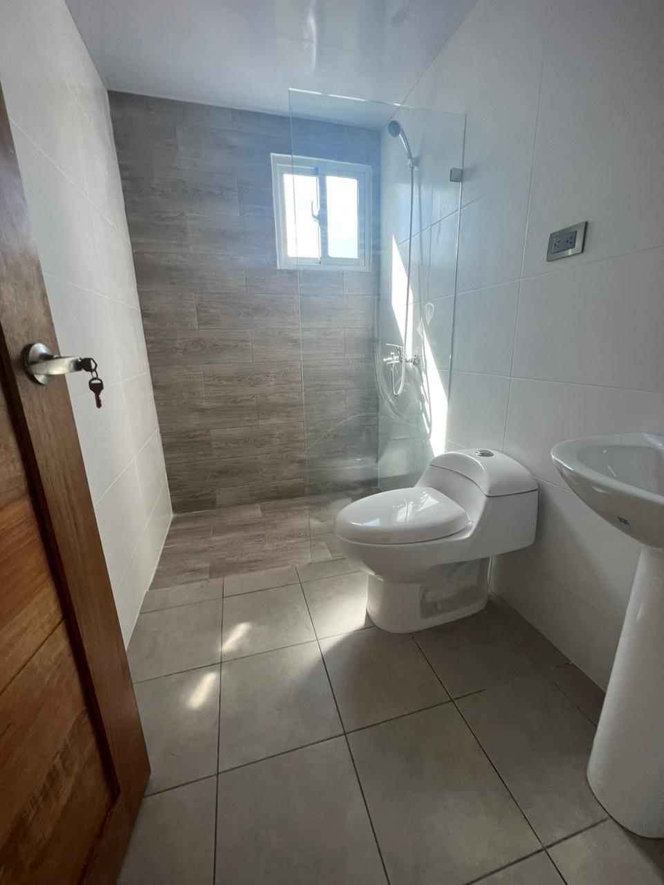 Hermoso apartamento de 3 habiataciones Foto 7292566-2.jpg