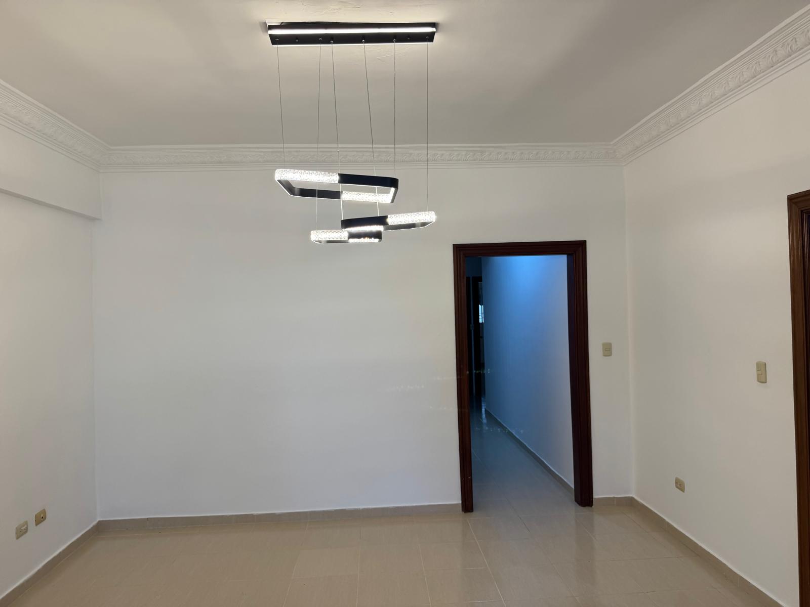 ALQUILO APARTAMENTO EN EVARISTO MORALES. 3 Hab. 2.5 Baños. Foto 7293012-10.jpg