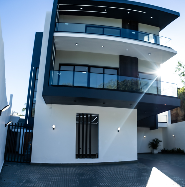Moderna casa en Venta en Altos de Arroyo Hondo III Foto 7293058-3.jpg
