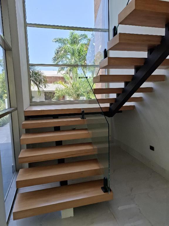 Vendo hermosa villa en Playa Nueva Romana  Foto 7293292-2.jpg