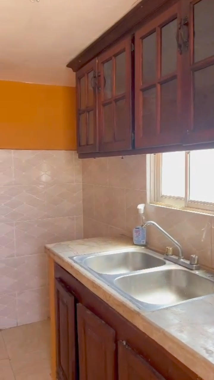 Apartamento Cerca del Barrio Chino de 4 habitaciones tiene terraza Foto 7293408-1.jpg