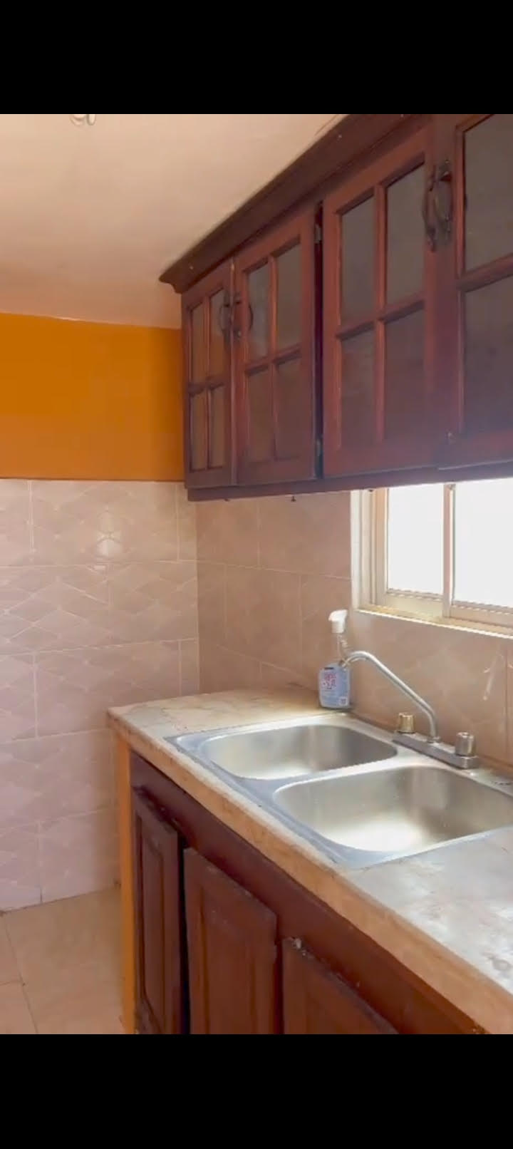 Apartamento Cerca del Barrio Chino de 4 habitaciones tiene terraza Foto 7293408-2.jpg