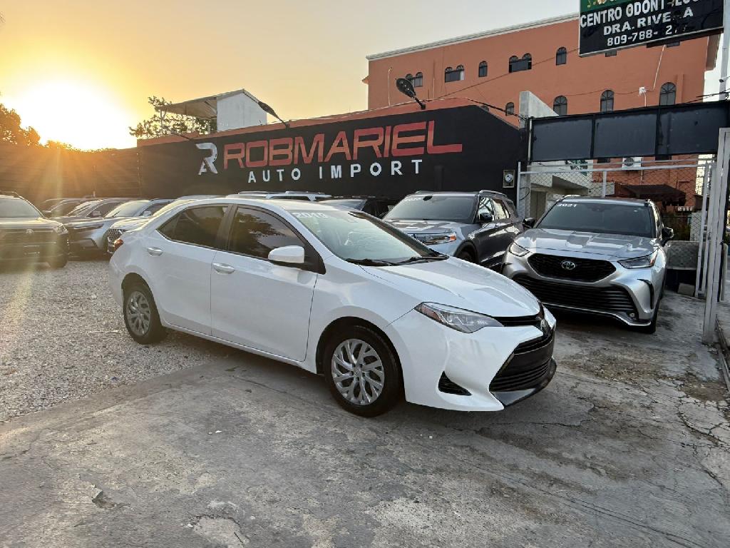 Toyota Corolla LE 2019  en Santo Domingo Este Foto 7293428-1.jpg