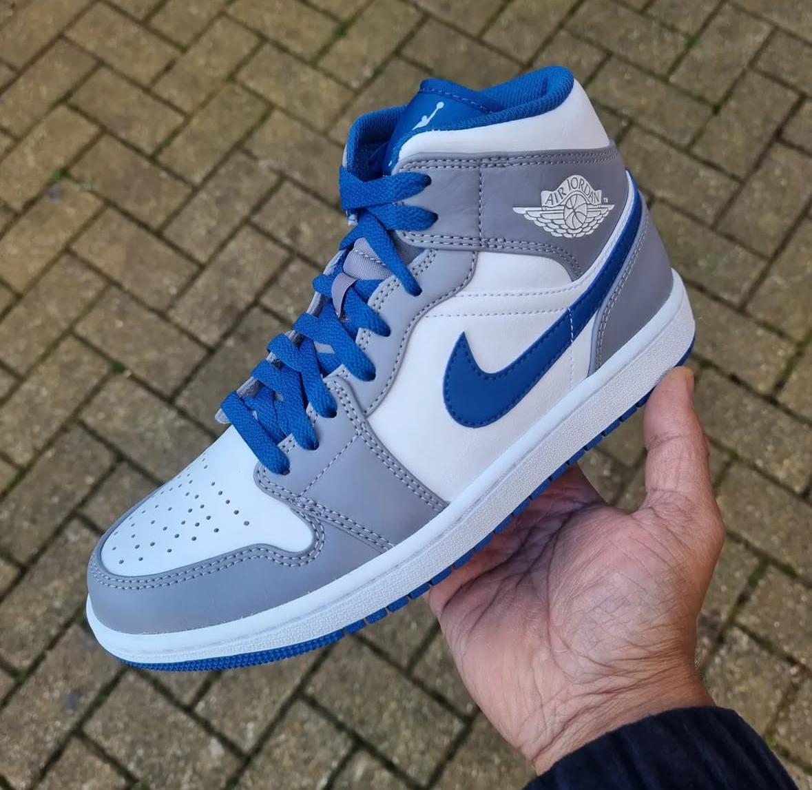 Tenis Sneakers NIKE AIR JORDAN 1 MID TRUE BLUE Original 2K26 Foto 7293524-1.jpg