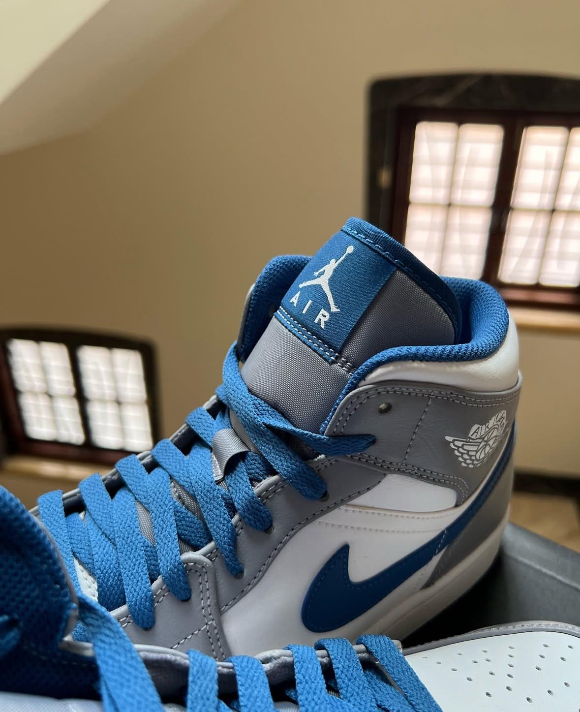 Tenis Sneakers NIKE AIR JORDAN 1 MID TRUE BLUE Original 2K26 Foto 7293524-3.jpg