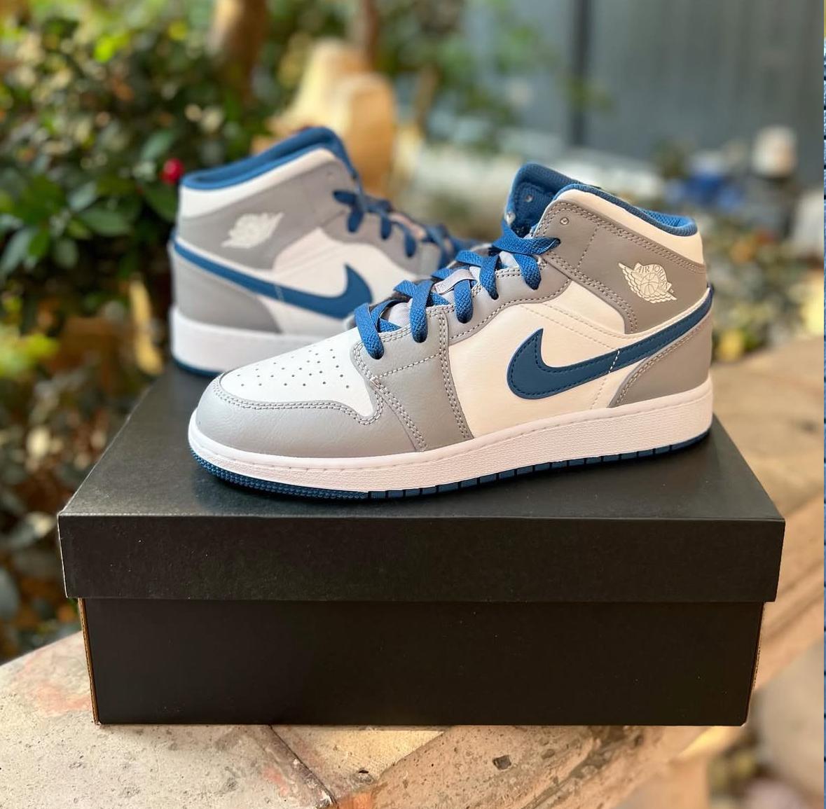Tenis Sneakers NIKE AIR JORDAN 1 MID TRUE BLUE Original Originales Foto 7293526-5.jpg