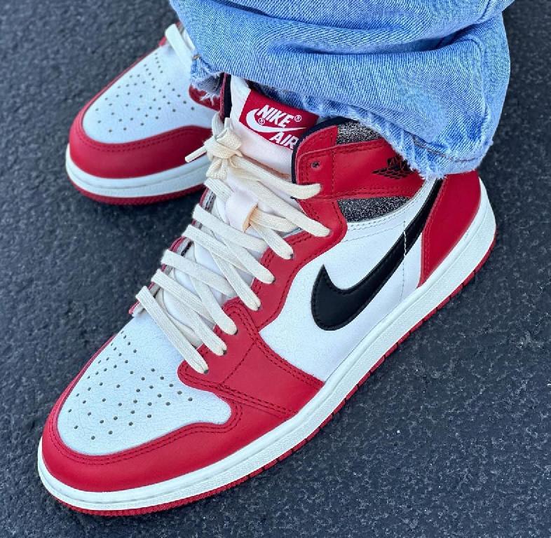 Sneakers Nike Air Jordan Retro 1 Lost  Found CHICAGO Reimagined Origin Foto 7293536-1.jpg