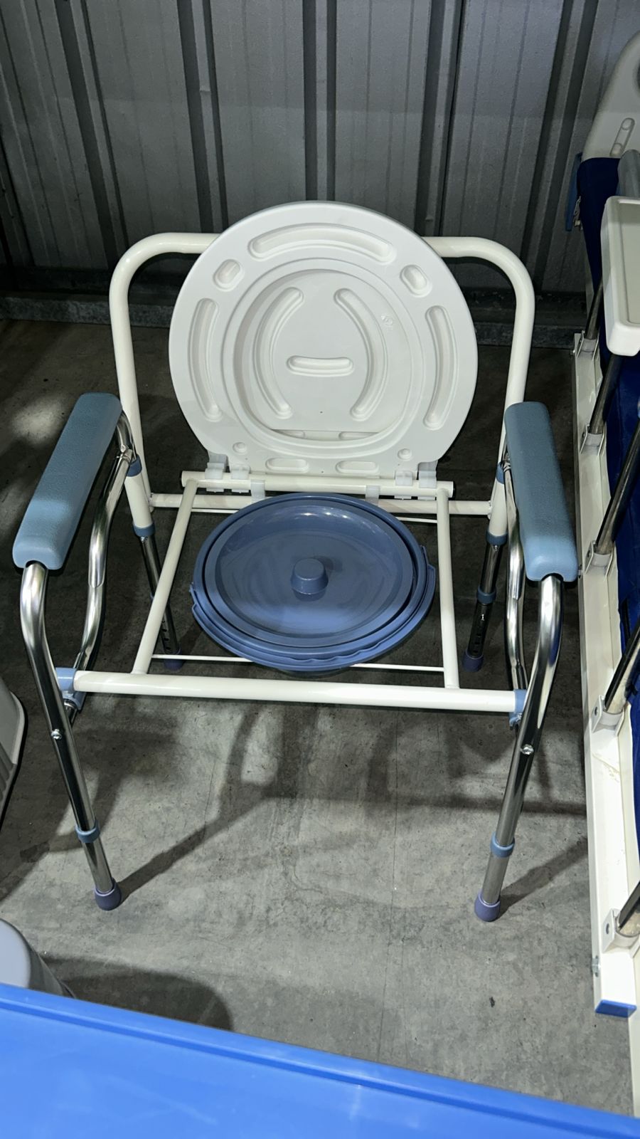 silla sanitario inodoro para discapacitados  Foto 7293680-1.jpg