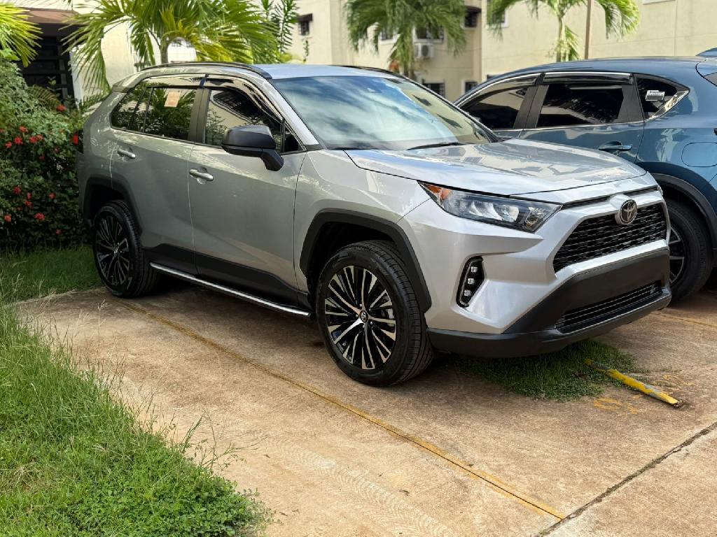 Toyota Rav4 2021 Le Foto 7293754-1.jpg
