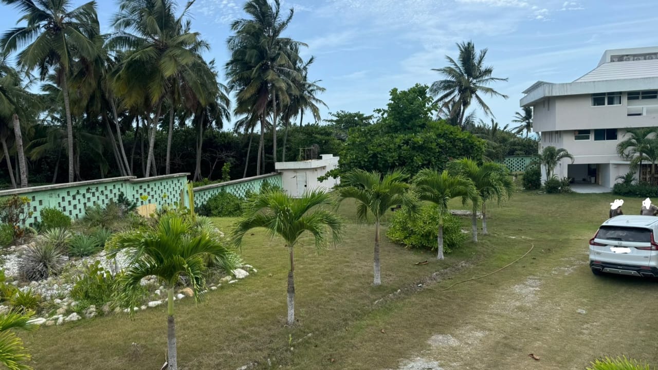 Terreno de 23000 Mts2 frente a la playa con excelente villa dentro en  Foto 7293762-5.jpg
