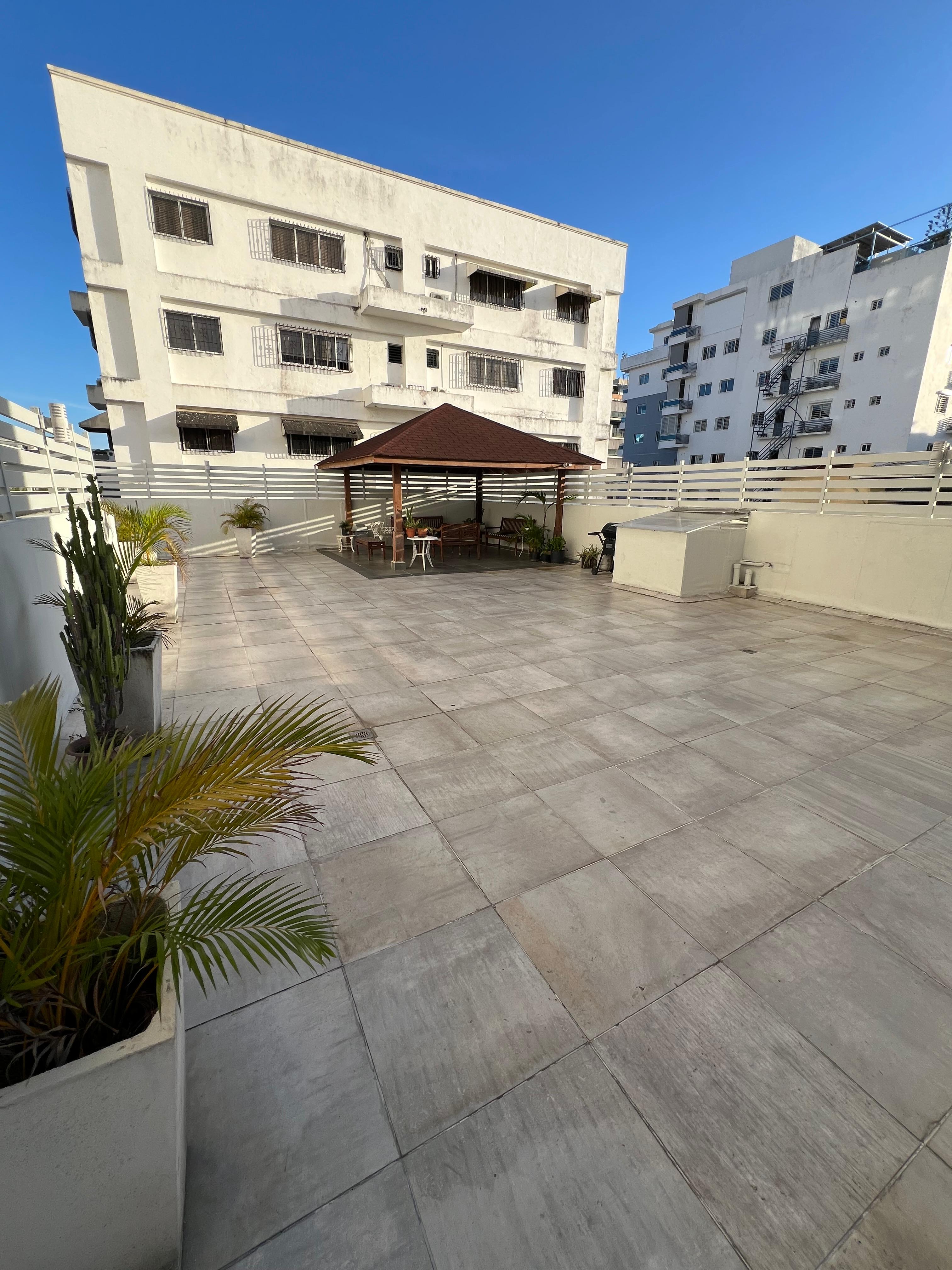 Apartamento en Alquiler en Evaristo Morales Foto 7293854-2.jpg