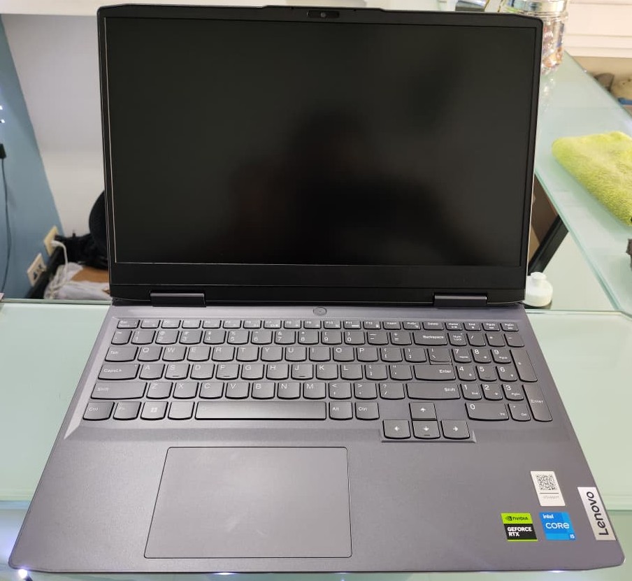 LENOVO LOQ 15IRH8 i5-12450H RTX3050 6GB 32GB 512GB W11H Foto 7293921-1.jpg