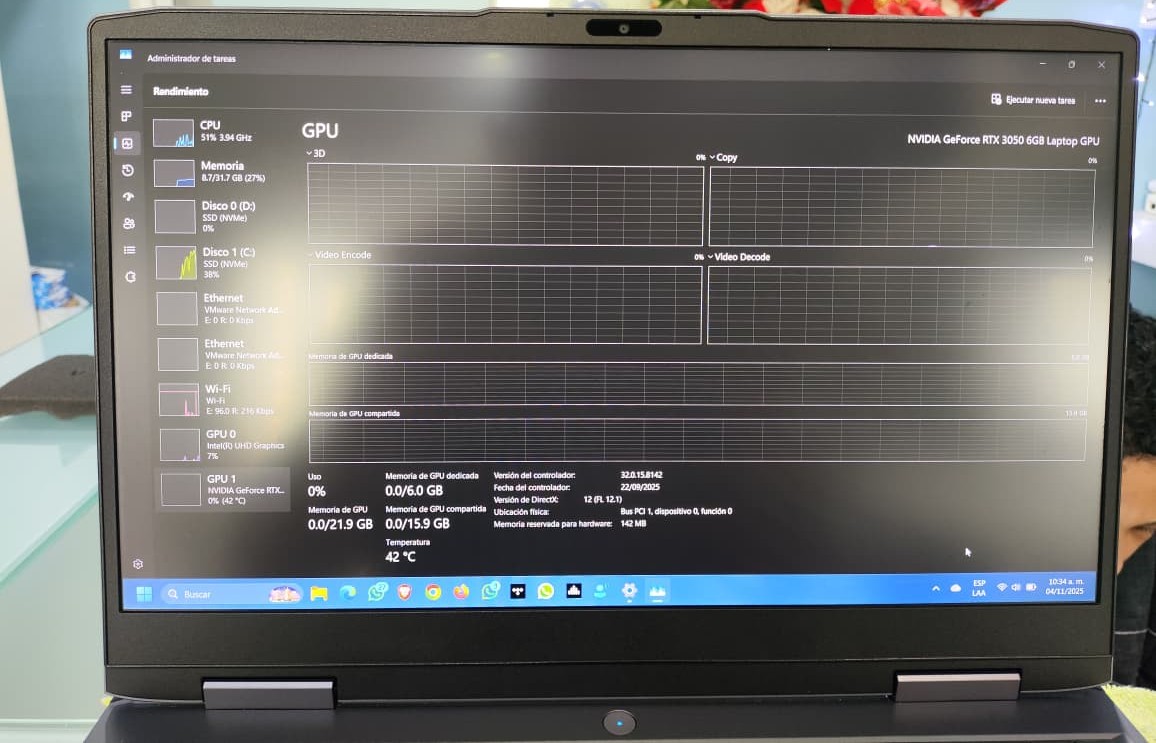 LENOVO LOQ 15IRH8 i5-12450H RTX3050 6GB 32GB 512GB W11H Foto 7293921-10.jpg