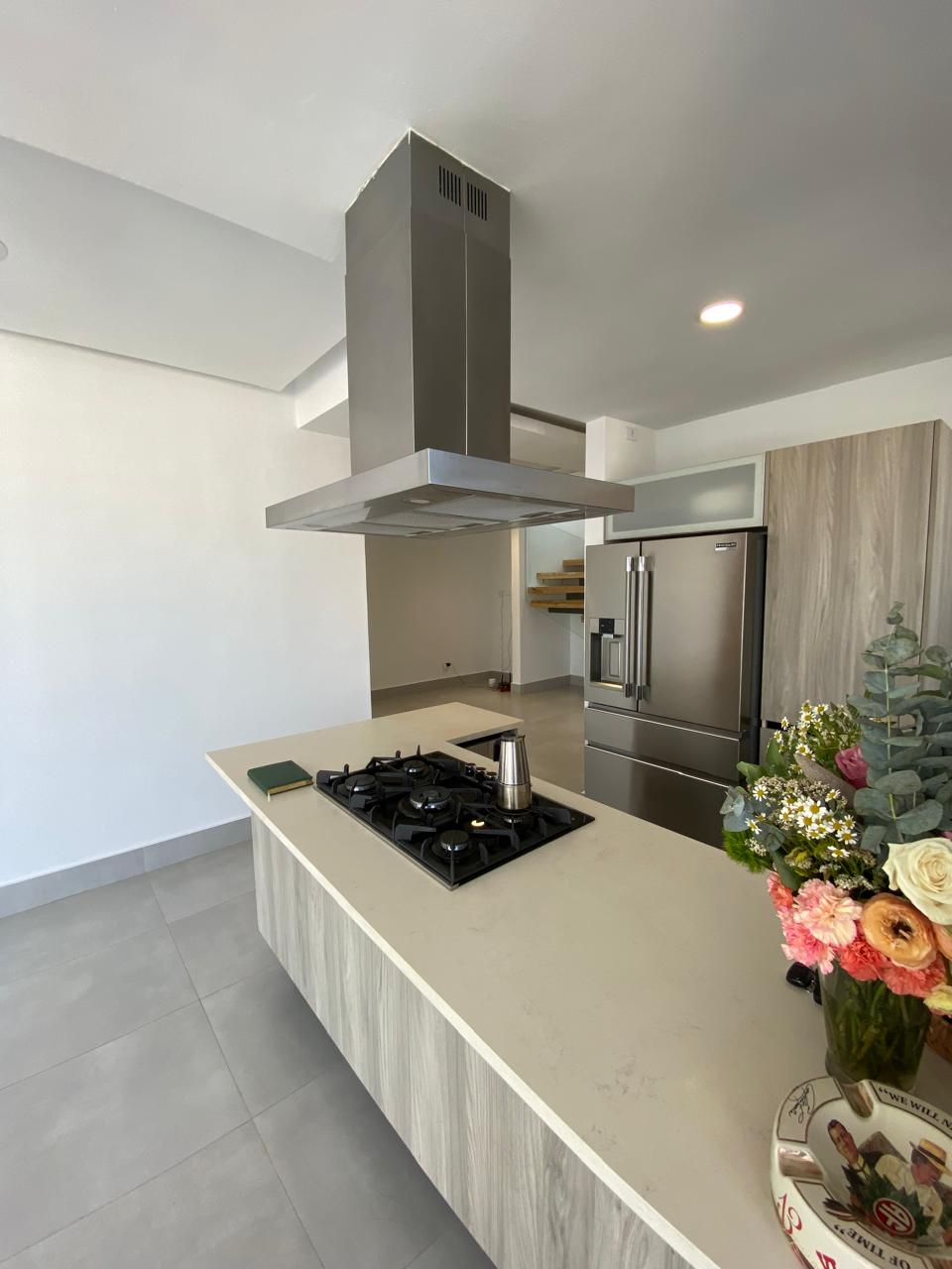 Penthouse Nuevo Amueblado en Venta en Evaristo Morales Foto 7294019-7.jpg