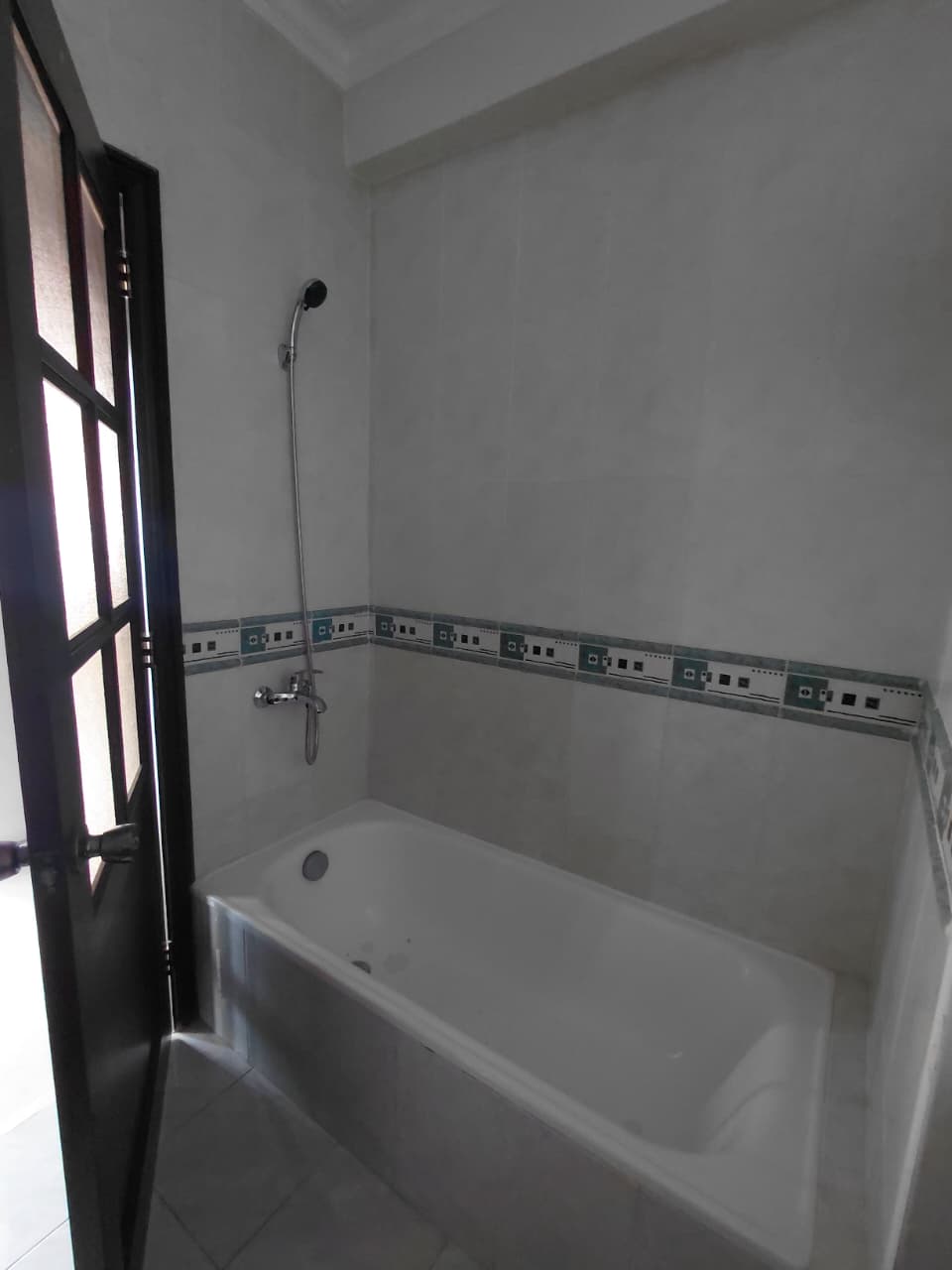 Apartamento en Alquiler  – Naco Distrito Nacional Frente al Parque de  Foto 7294038-11.jpg