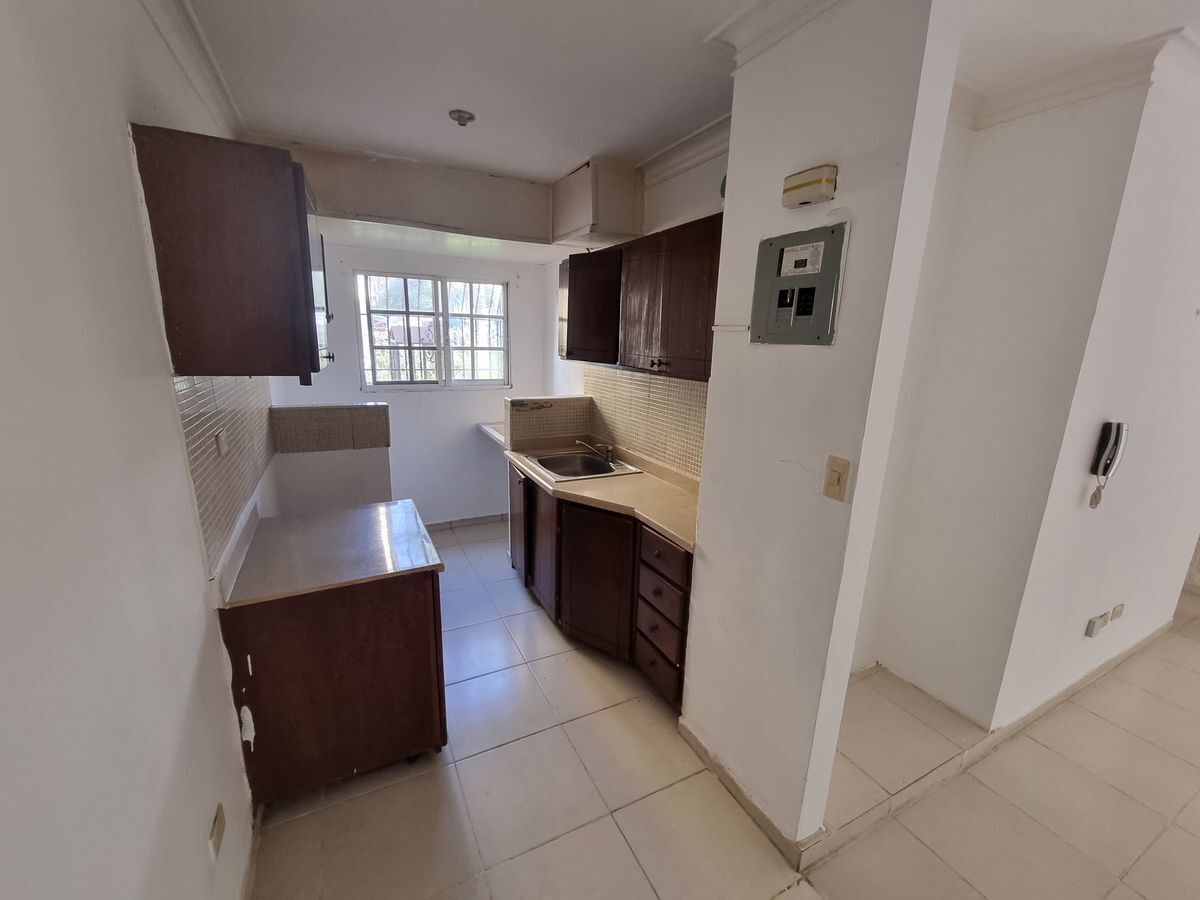 APARTAMENTO DISPONIBLE EN AVENIDA JACOBO MAJLUTA Foto 7294044-1.jpg