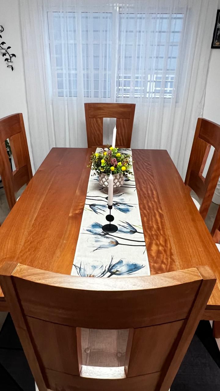 se vende comedor en caoba Foto 7294118-1.jpg