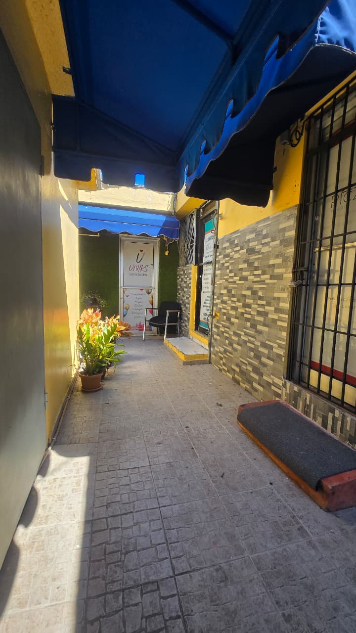 Edificio en venta en Mata Hambre Santo Domingo Foto 7294239-13.jpg