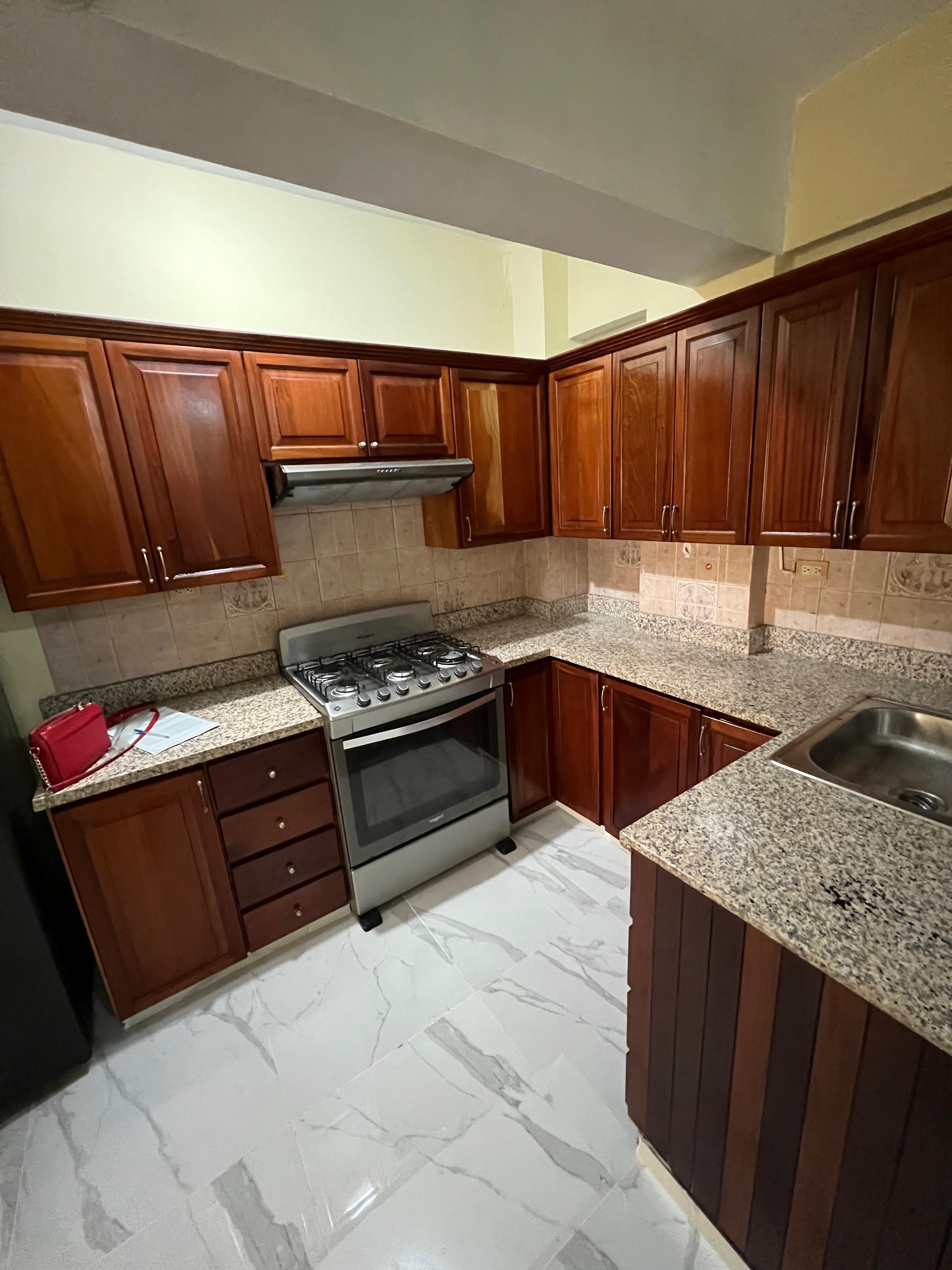 Apartamento en Alquiler Evaristo Morales Santo Domingo Foto 7294313-13.jpg