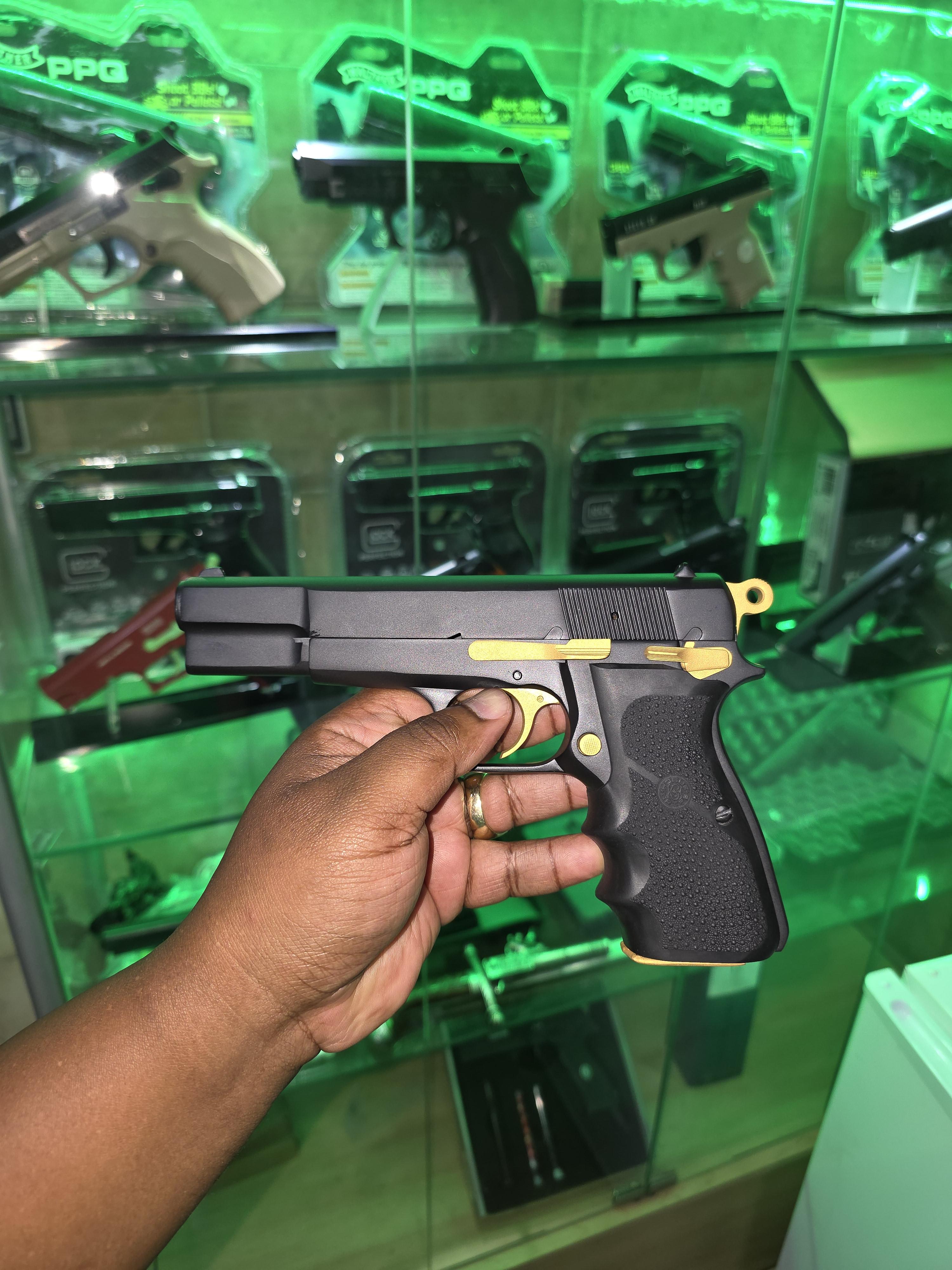 Compra  Venta De Arma De Fuego Foto 7294394-5.jpg