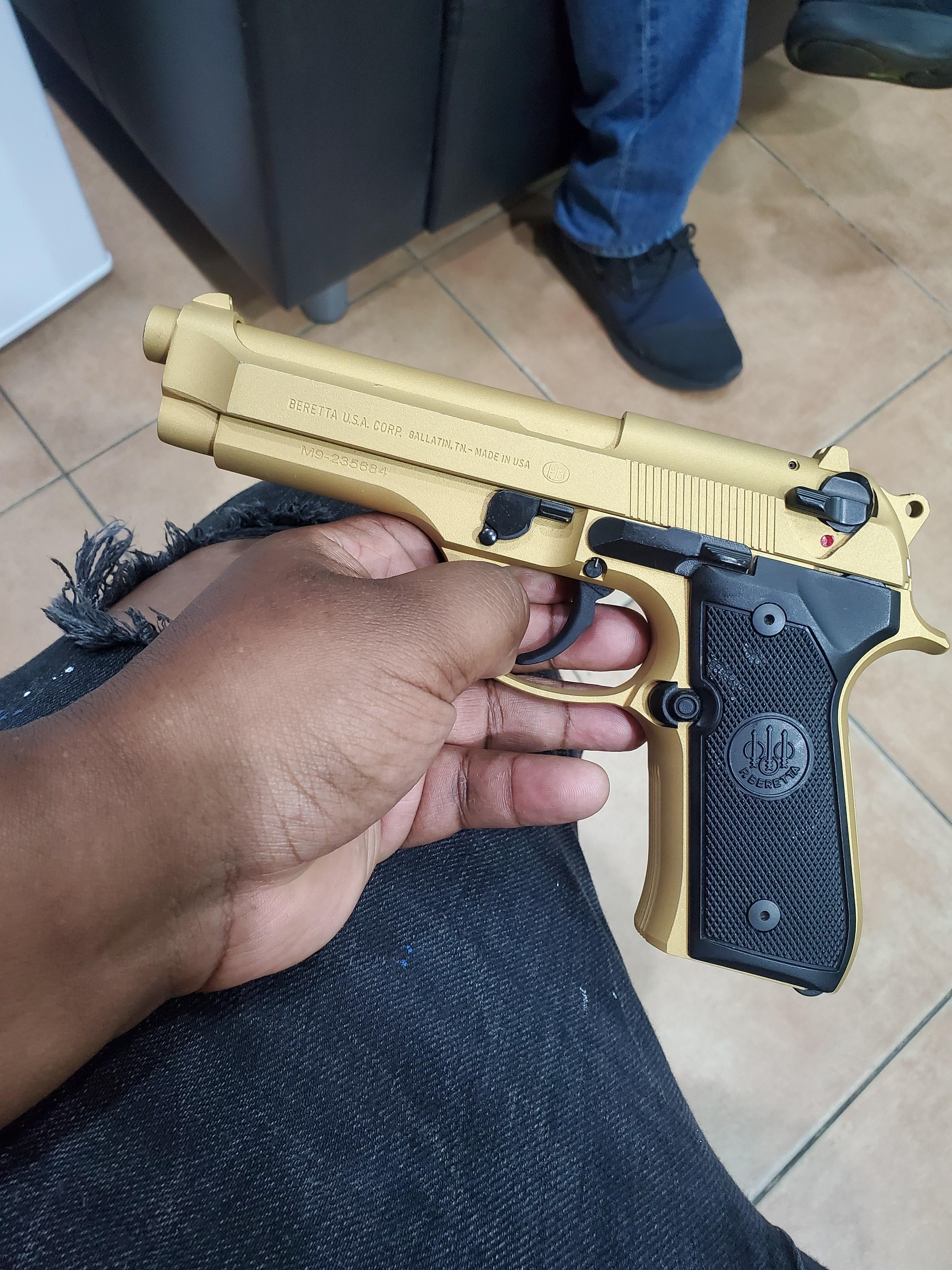 Compra  Venta De Arma De Fuego Foto 7294394-9.jpg