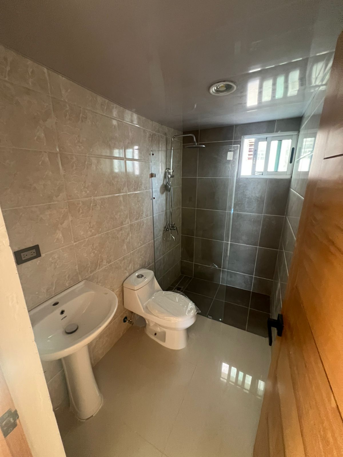 Apartamento en Venta – Residencial Regina Santo Domingo Este próximo a Foto 7294441-5.jpg
