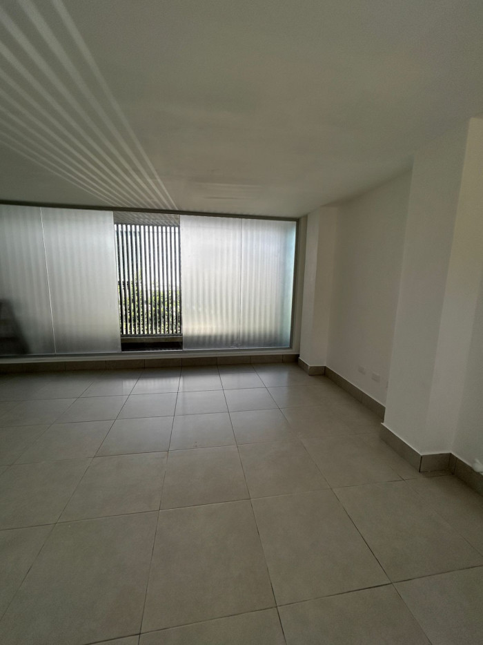 Local comercial ideal para cualquier tipo de negocio en los prados  Foto 7294444-11.jpg