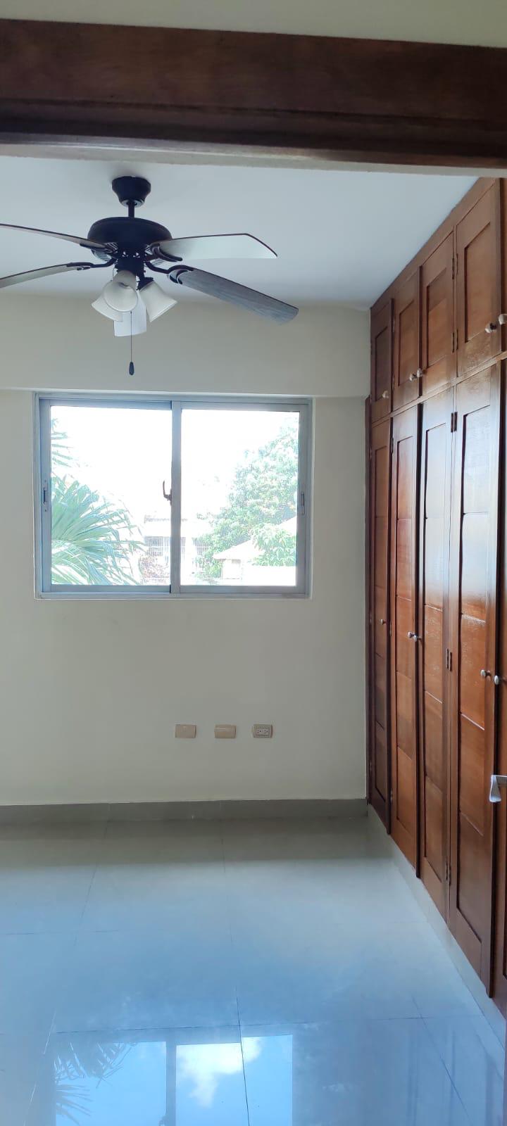 Alquilo apartamento en Gazcue Santo domingo  Foto 7294472-10.jpg