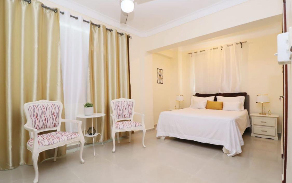 Apartamento en Venta en el Ensanche Ozama. Foto 7294564-2.jpg