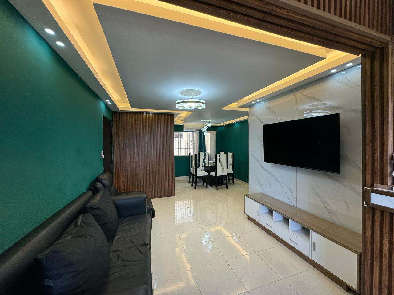 Apartamento en Venta en Av. Monumental Santo Domingo Foto 7294710-2.jpg
