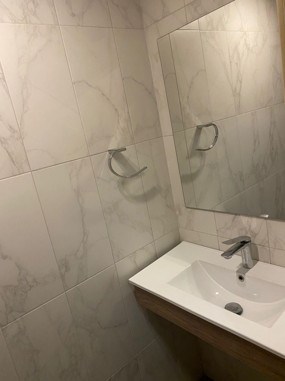 AMUEBLADO APARTAMENTO EN EXCLUSIVA TORRE PIANTINI Foto 7294758-3.jpg