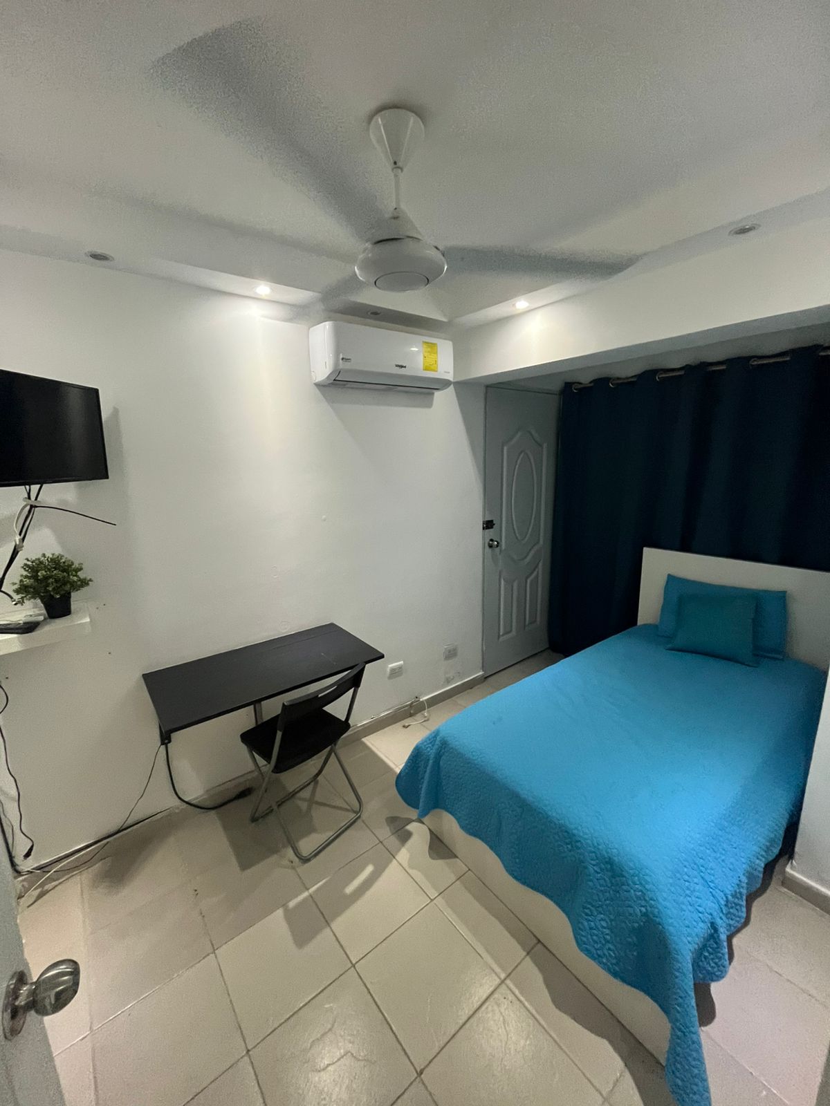 Apartamento Amueblado en Alquiler – Evaristo Morales Foto 7294866-10.jpg