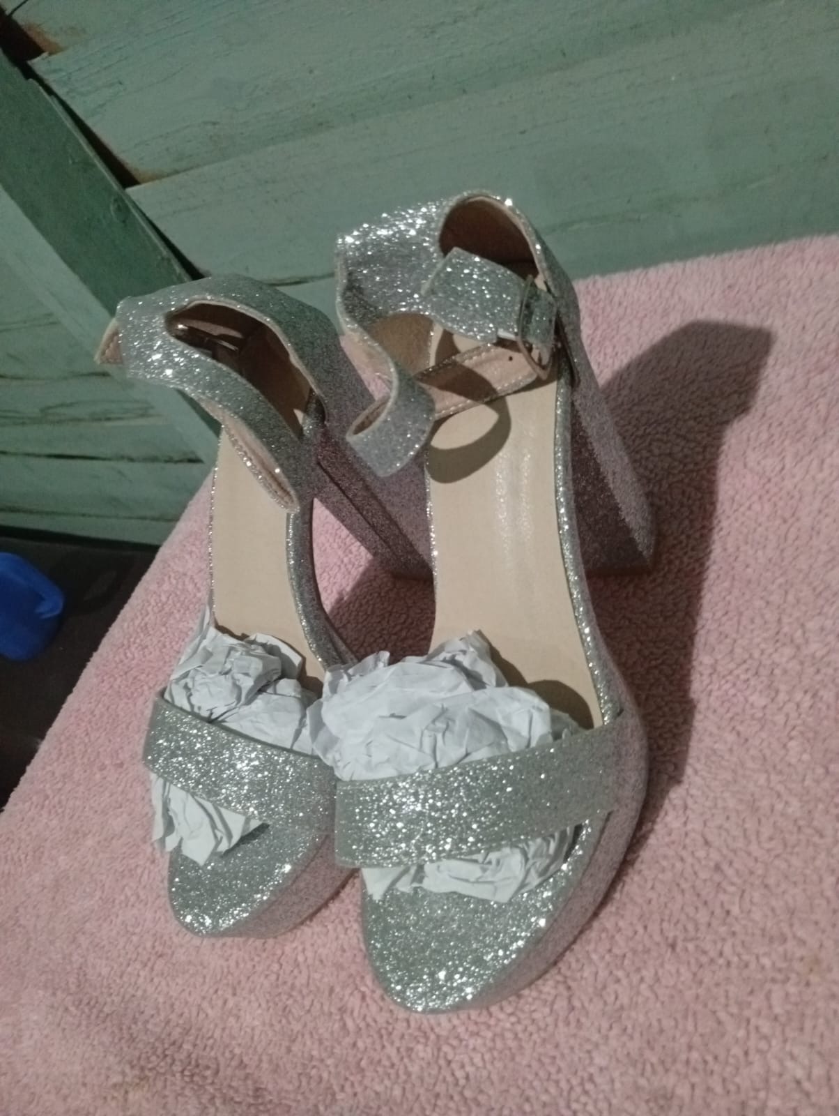 Tacones de brillo número 36  Foto 7295347-4.jpg