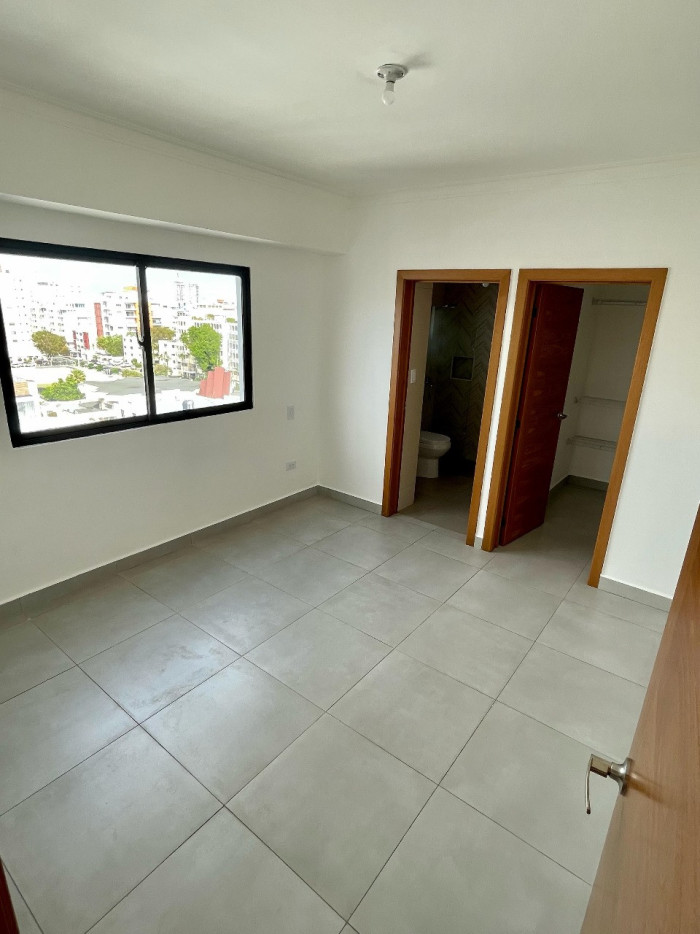 Apartamento en Alquiler en Evaristo Morales de 2 habitaciones Foto 7295413-2.jpg
