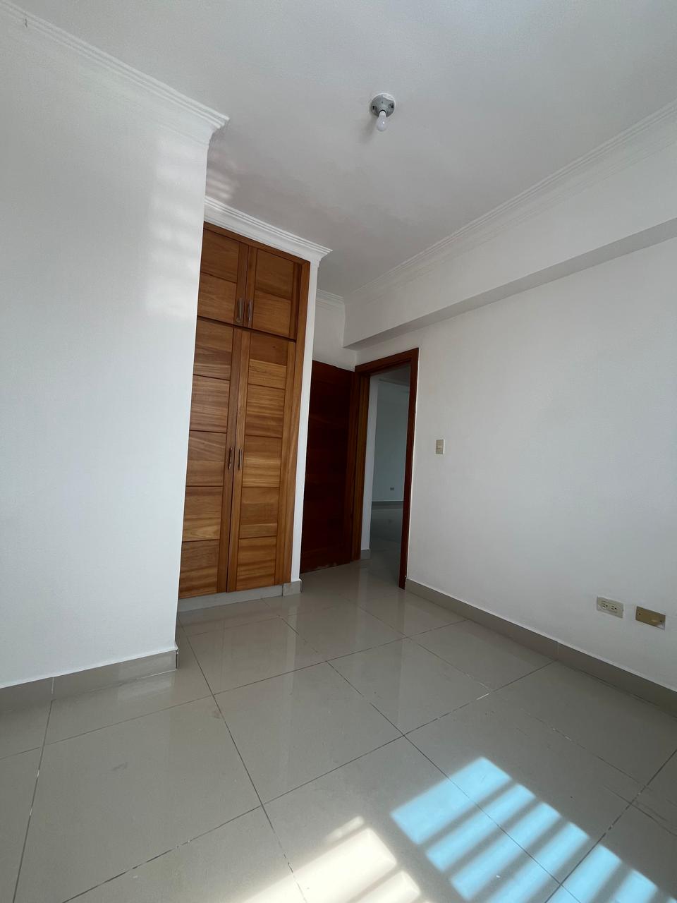 En Venta Apartamento de 3 Habitaciones en Gazcue D.N. Foto 7295447-6.jpg