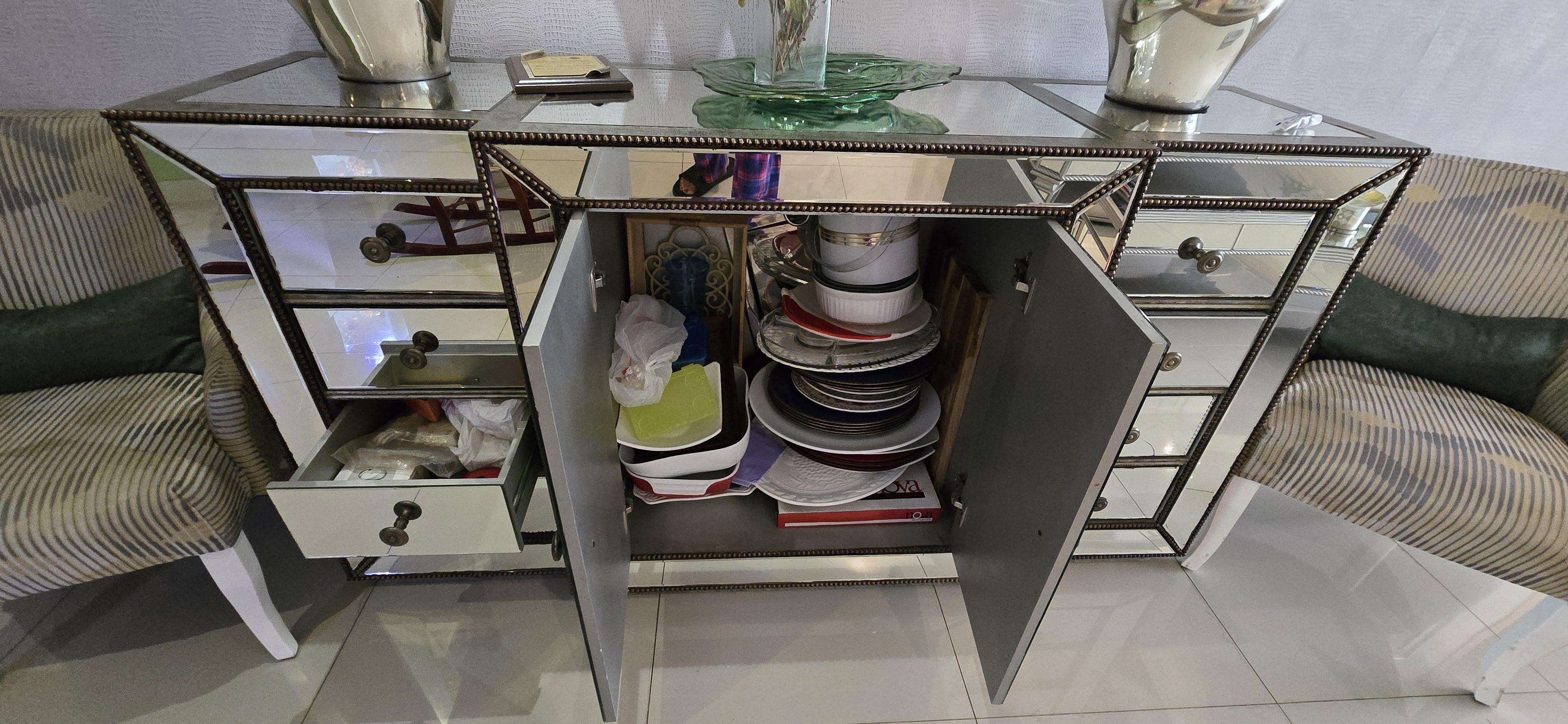 CREDENZA DE ESPEJOS 8 GAVETAS en Santo Domingo DN Foto 7295474-2.jpg