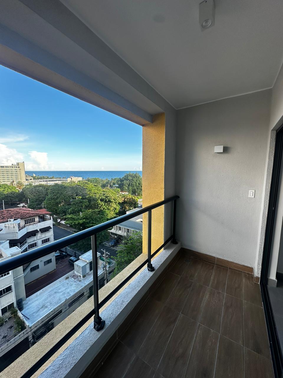 APARTAMENTO EN RENTA – GAZCUE PISO ALTO Foto 7295524-5.jpg