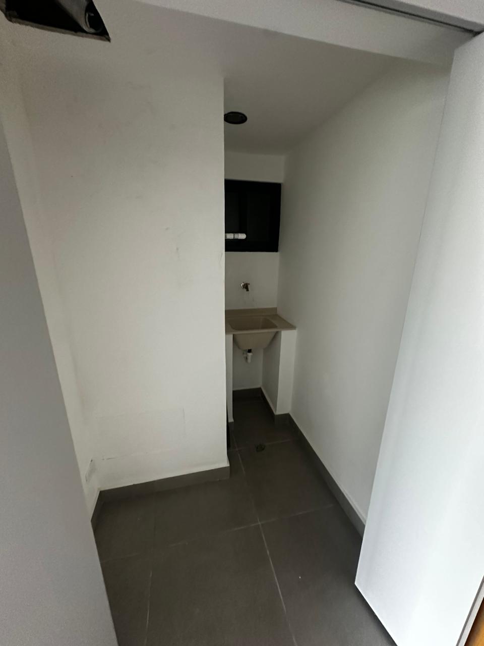 APARTAMENTO EN RENTA – GAZCUE PISO ALTO Foto 7295524-8.jpg