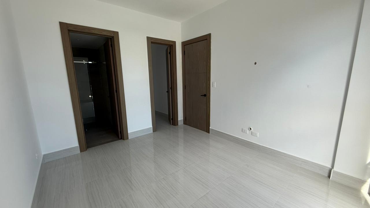 Apartamento en Alquiler piso alto en Bella Vista nuevo Foto 7295581-7.jpg