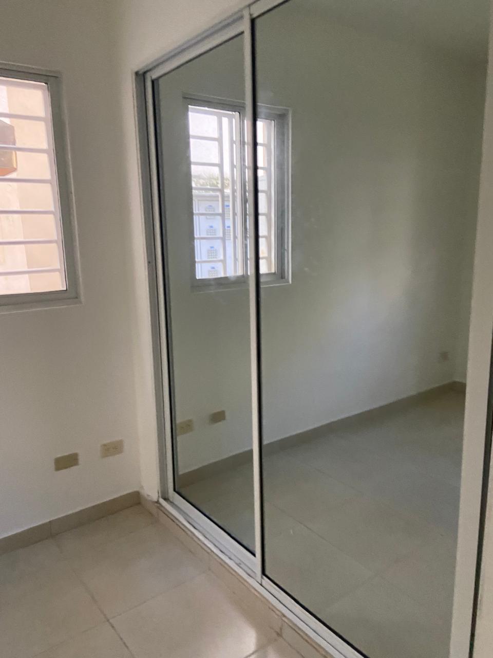 VENDO APARTAMENTO VILLA CLAUDIA   Foto 7295698-9.jpg
