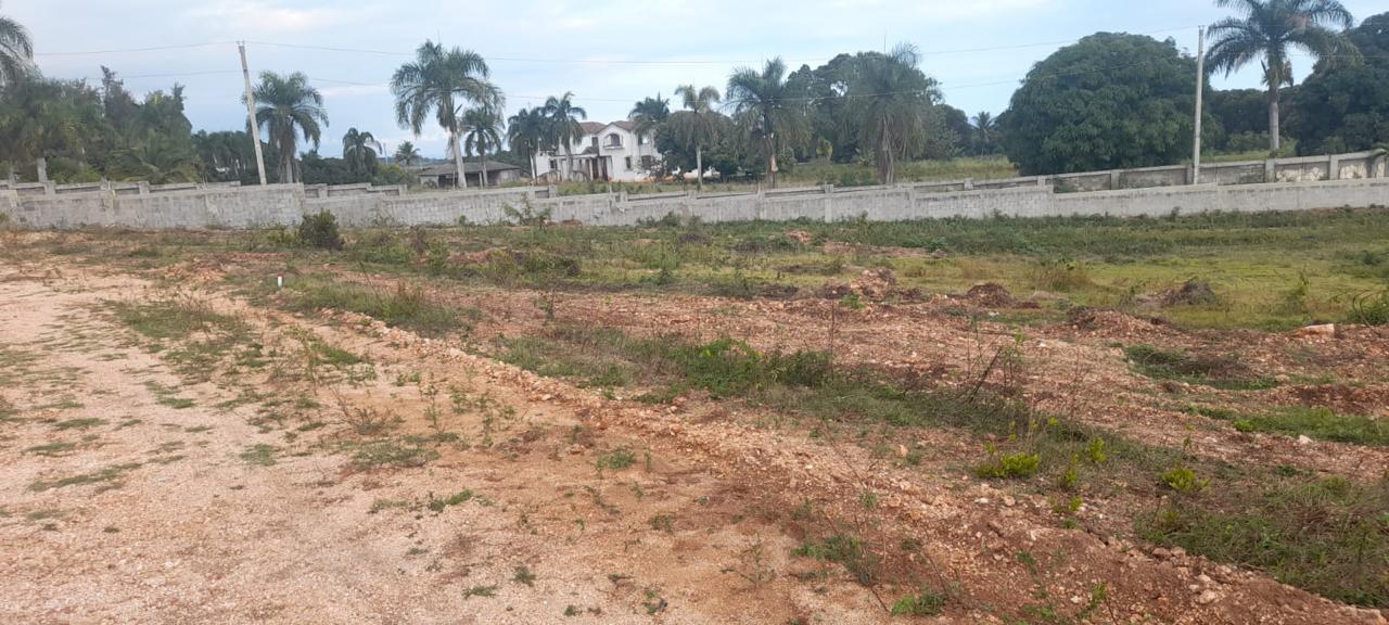 VENDO TERRENO EN PROYECTO DE VILLAS PRADERAS DEL MAR DUVEAUX SAN CRIST Foto 7295712-5.jpg