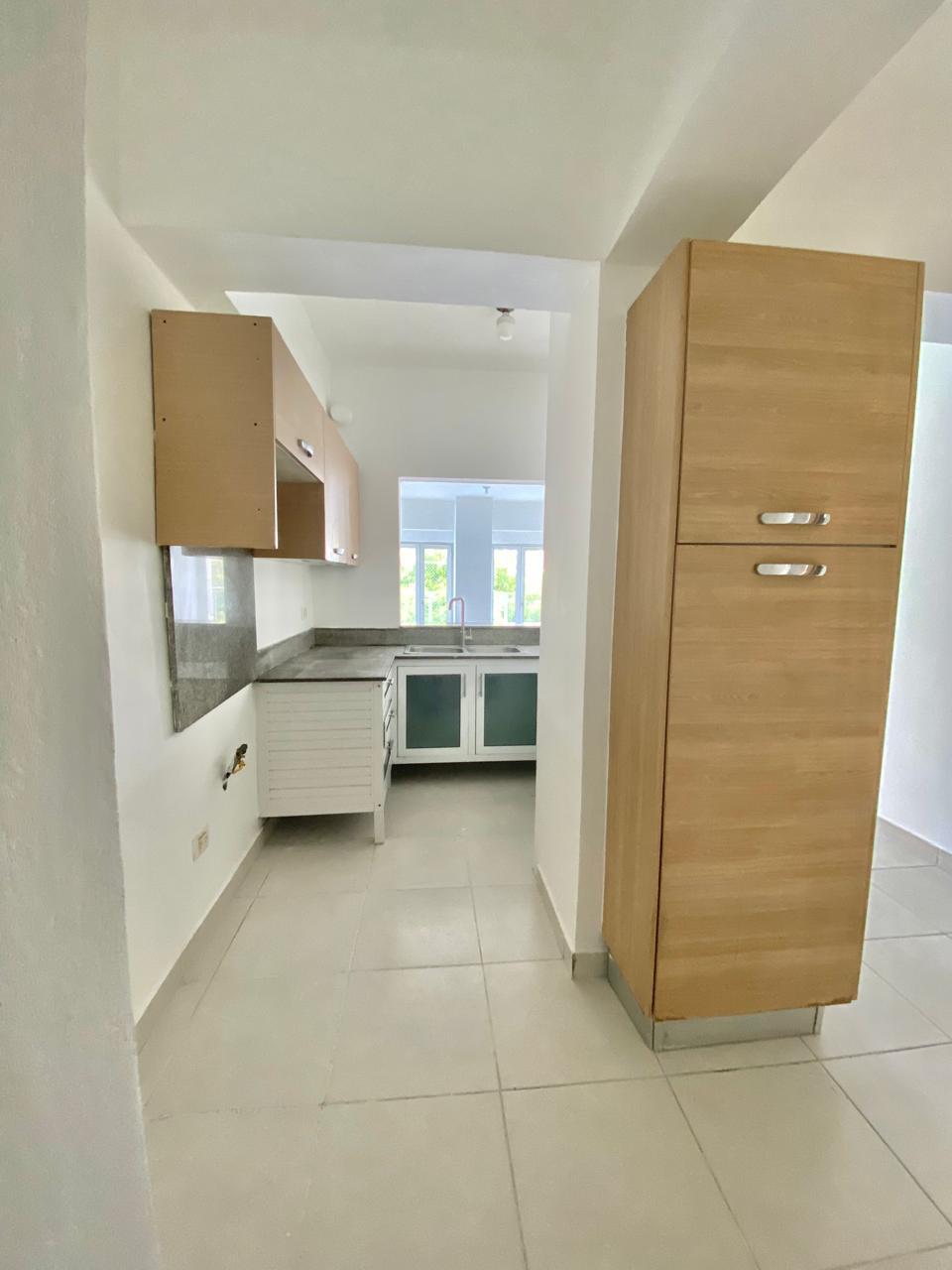 Oportunidad Única Apartamento de 3 Habitaciones en Torre Ónix Av. Lópe Foto 7295780-12.jpg
