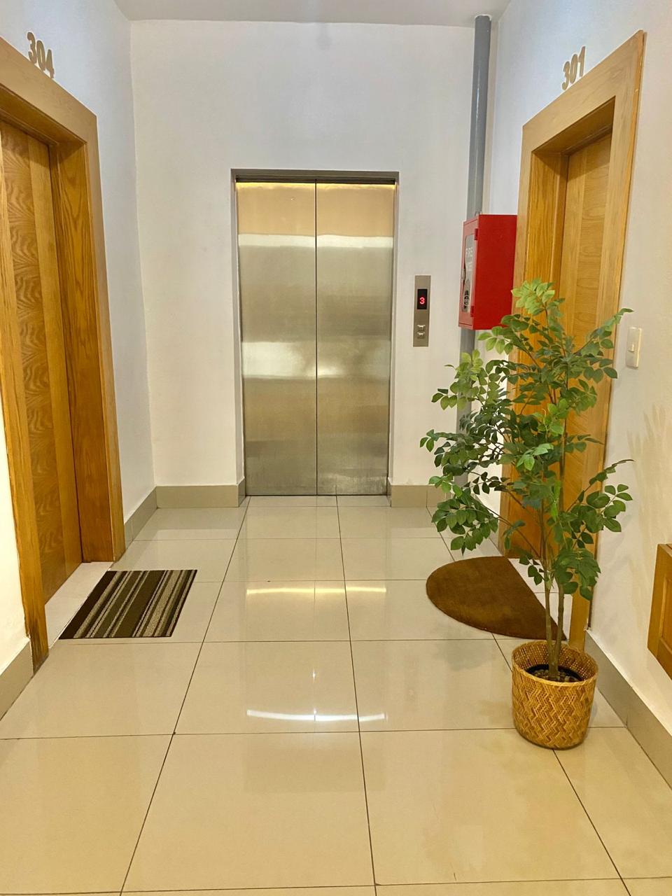 Oportunidad Única Apartamento de 3 Habitaciones en Torre Ónix Av. Lópe Foto 7295780-2.jpg