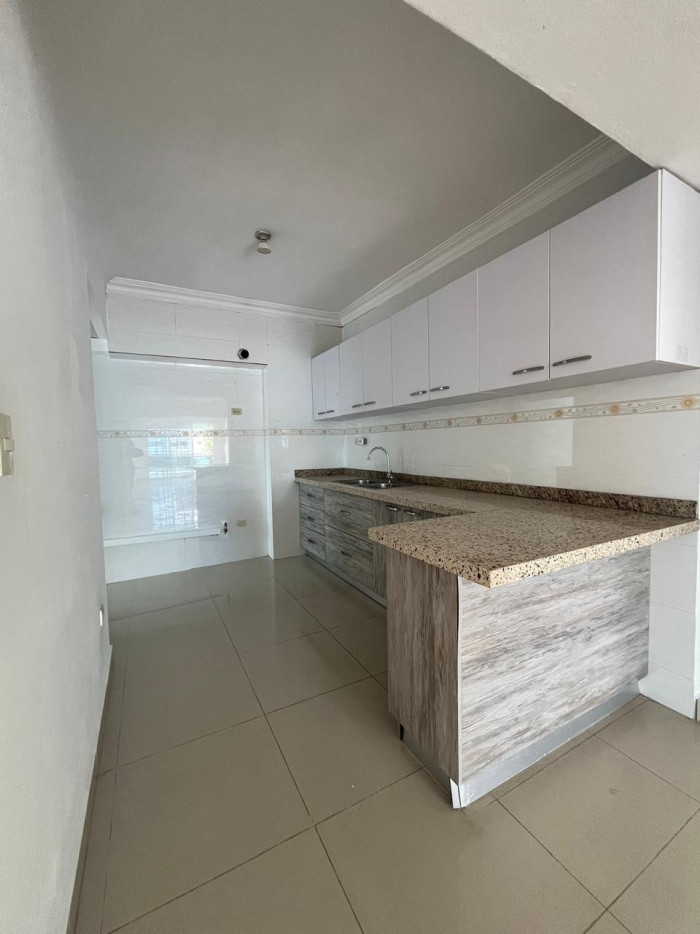 En Venta Apto en La Esperilla piso 16 Foto 7295885-1.jpg