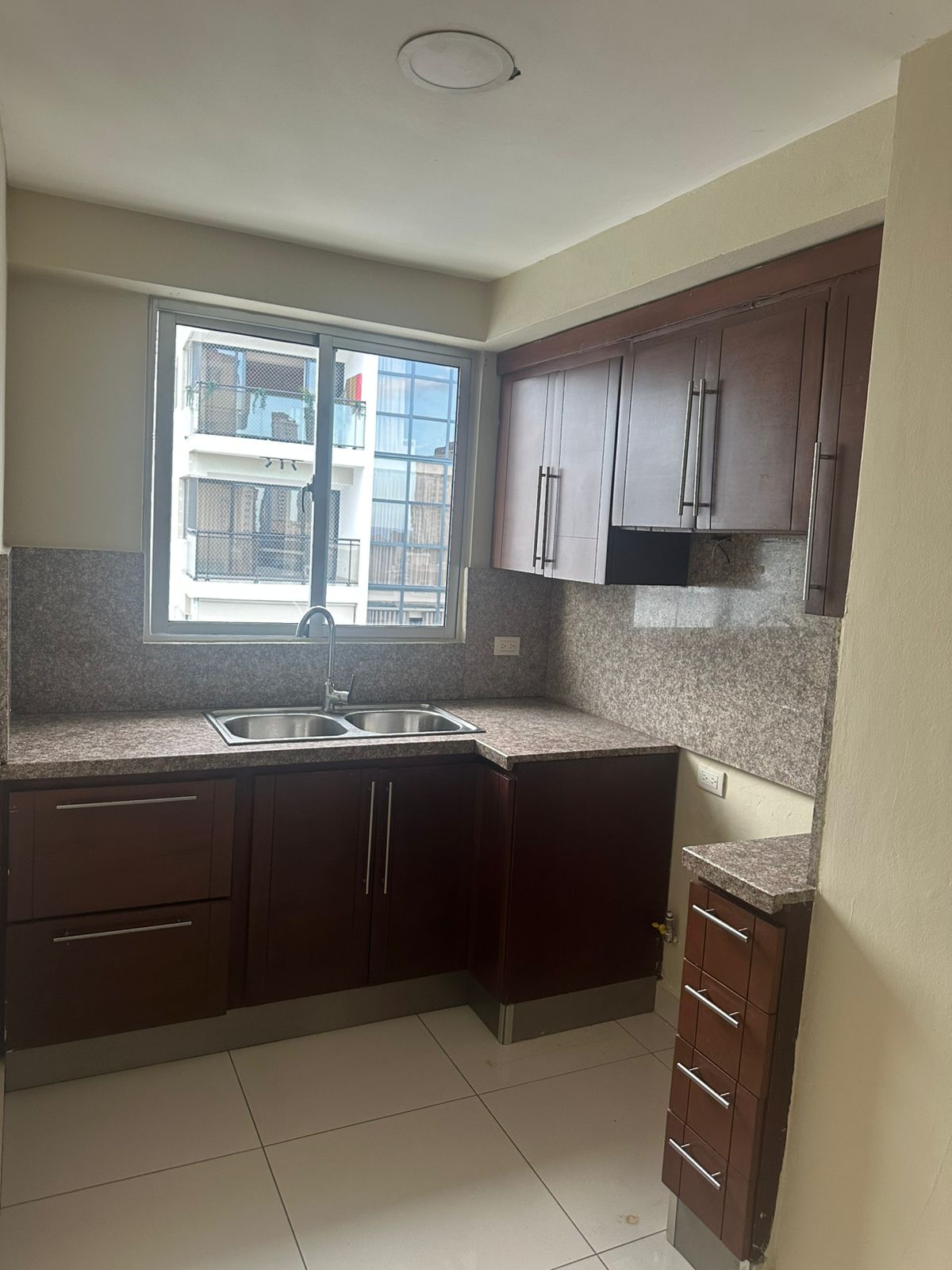 APARTAMENTO EN ALQUILER EN RENACIMIENTO    Foto 7295947-5.jpg