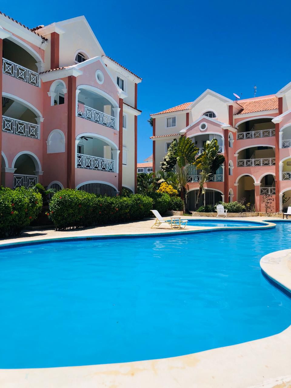 VENDO DE OPORTUNIDAD APTO EN BÁVARO CORALES Foto 7295956-1.jpg